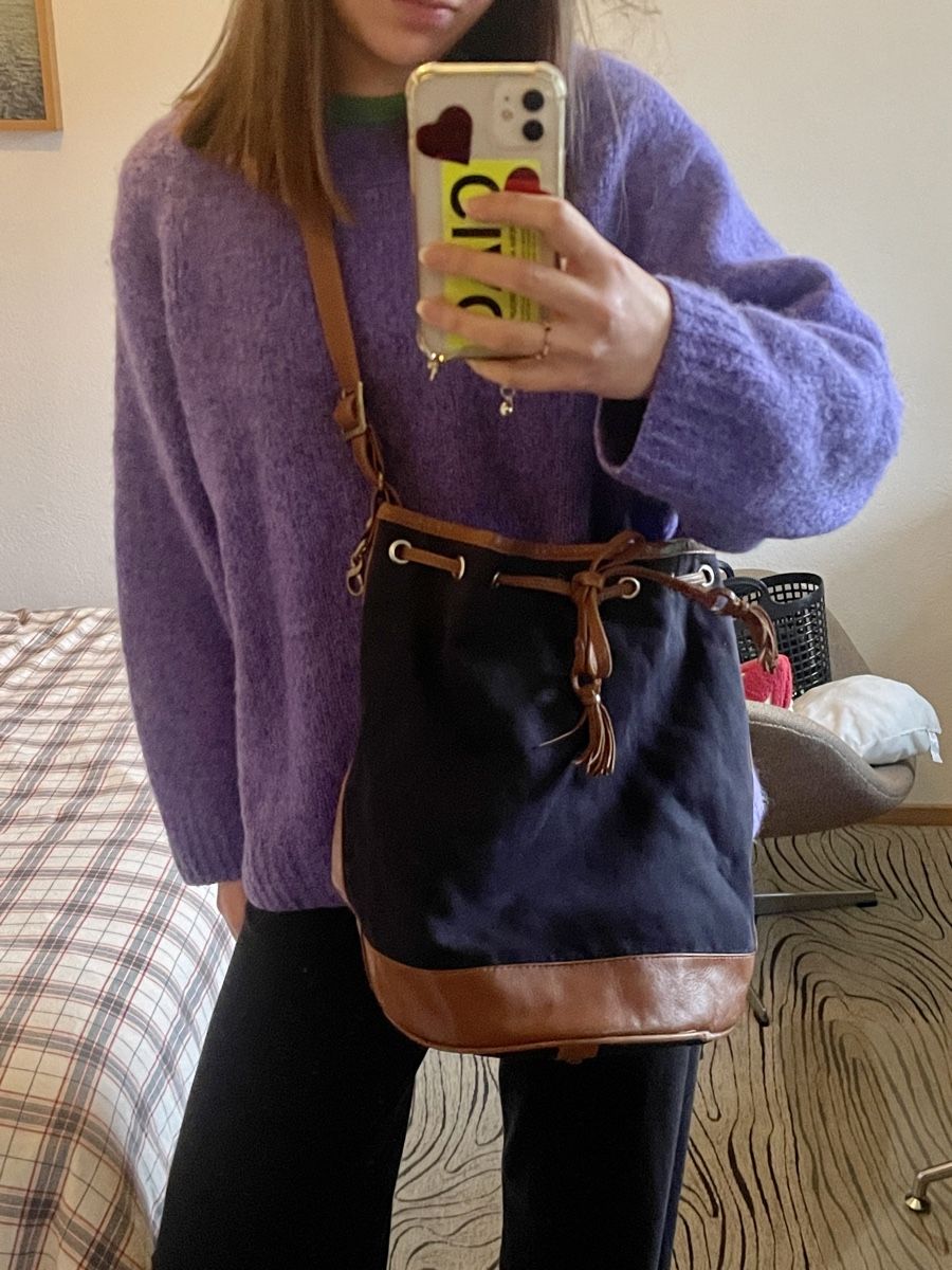 Ensoie Borse da donna: en Soie Bucket Bag – Usato da Gockhausen venduto da Yvee