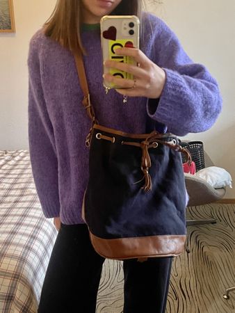 en Soie Bucket Bag