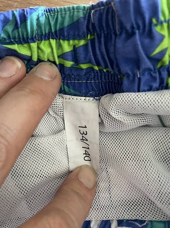 Badehosen: Short de bain taille 134/140 – Gebraucht aus Martigny-Croix von jen_t9fp 1