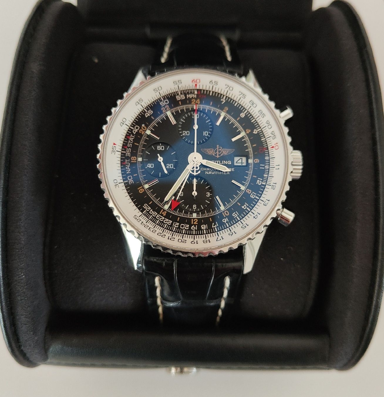 Breitling Montres: Breitling Navitimer World GMT Chronograph 46mm – D'occasion à Widnau par ral_5fxq