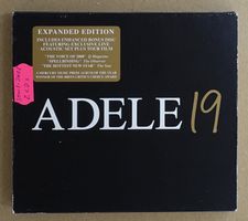 Adele – 19  (2 CDs) - (Soul-Jazz) - D23