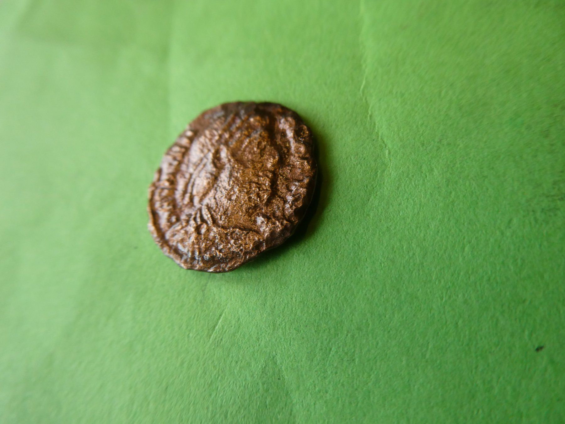 Tutti le monete: uralte Bronzemünze  15 mm     1.45 g – Usato da Hinterforst venduto da Rohusri 1