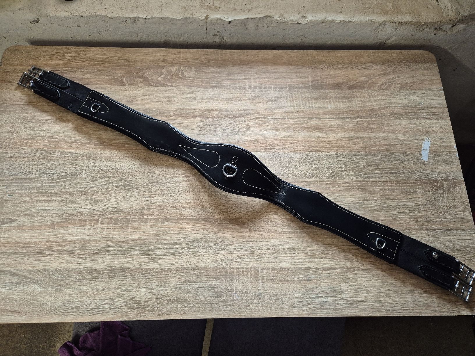 Briglie & Cavezze: Leder Sattelgurt 120cm – Usato da Meggen venduto da Orrinka20
