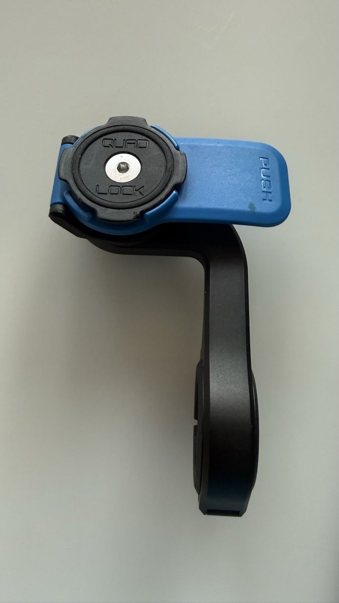 Quad Lock Fahrradhalterungen: Quadlock Halterung mit Case u. Ring – Gebraucht aus Bern von Karuna123 1