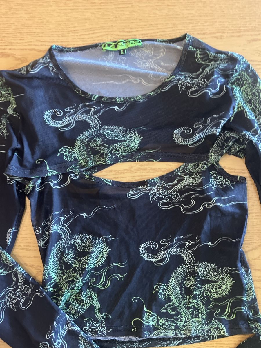 Top: Pull transparent  – Usato da Courgenay venduto da tat_w5vc