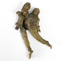 Antiker figuraler Betelnussschneider, Indien