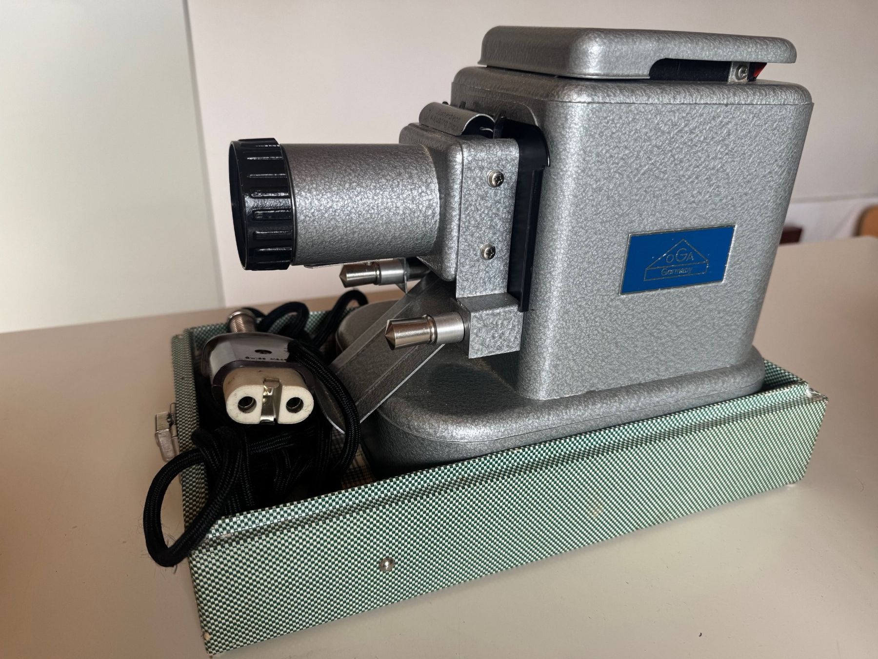 Vidéoprojecteurs: Dia Projektor 2 Stk – D'occasion à Holziken par Petschhol 7