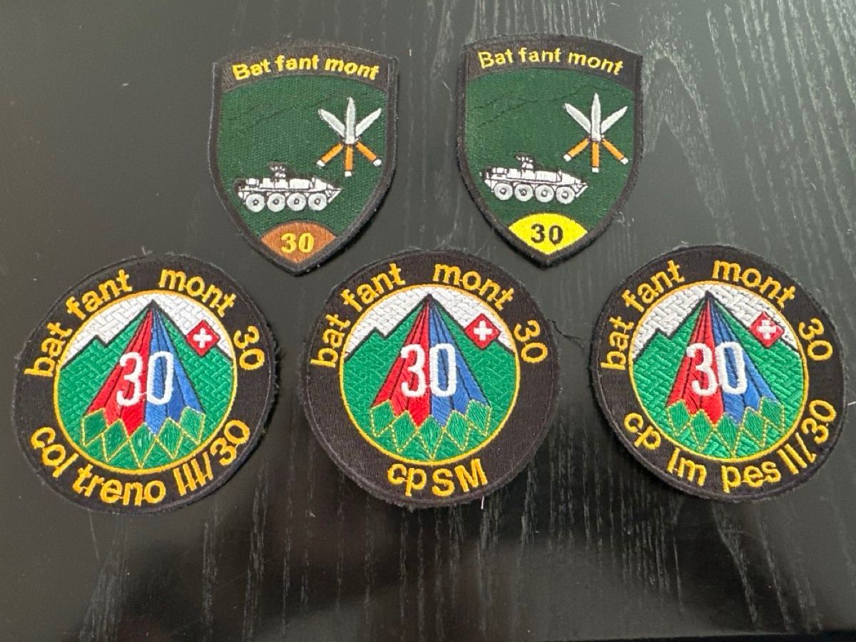 Schweizer Armee Placchette & Badge: Bat fant Mont 30 – Usato da Morbio Inferiore venduto da Ecod