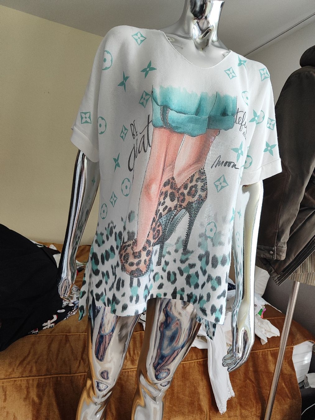 T-Shirts: Damen Shirt gr 42 – Gebraucht aus Langnau am Albis von Judithsebi