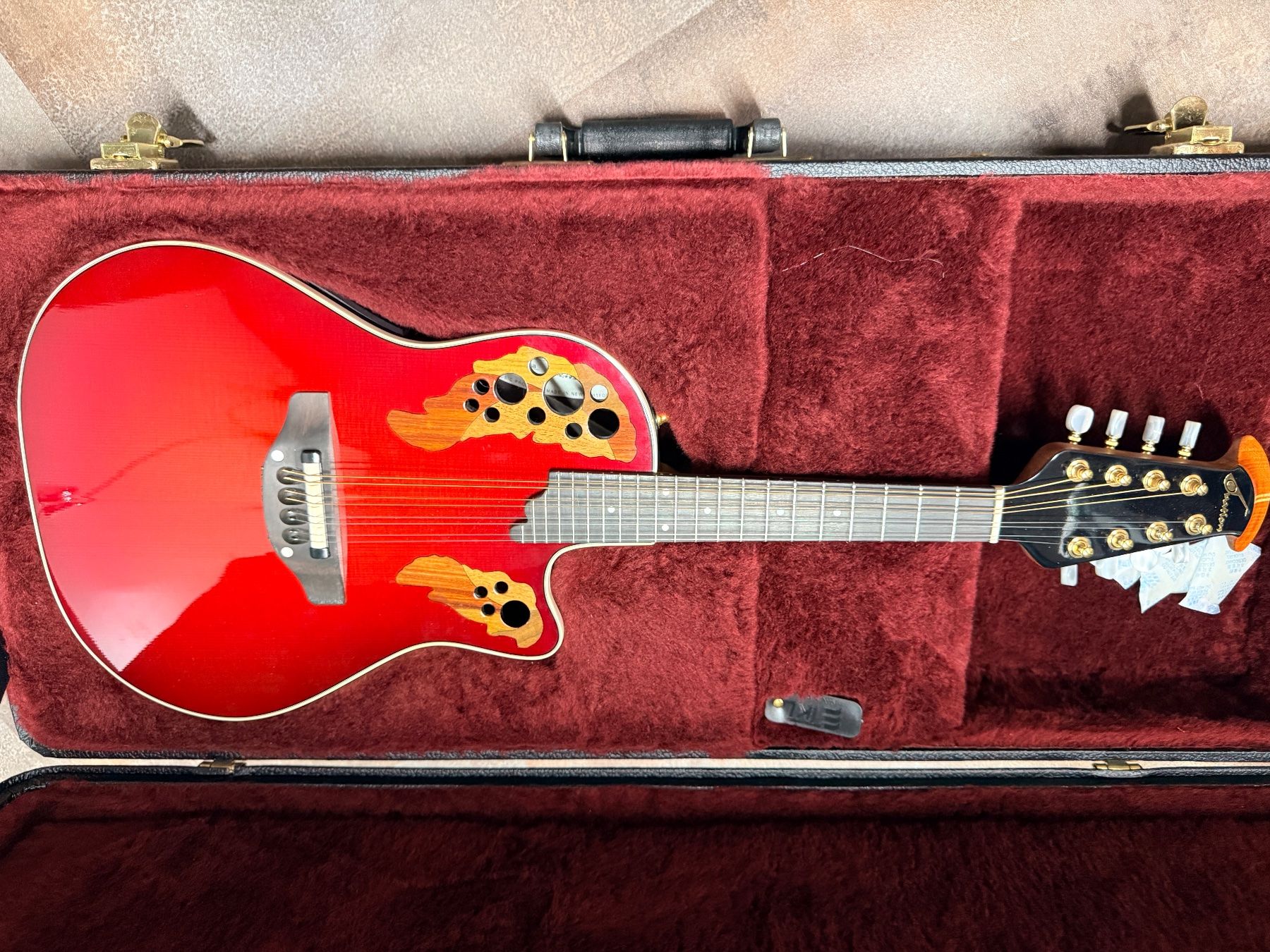 Ovation Instruments de musique: ORIGINAL - Ovation Mandolin MM68 - Cherry Burst - mit Case – Neuf (Voir description) à Rotkreuz par nivo57