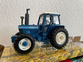 Britains Ford 8700