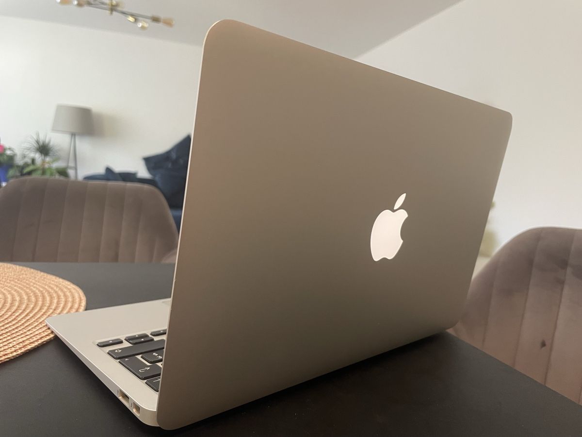 Apple Notebooks: MacBook Air A1465 – Gebraucht aus Wädenswil von dai_2bcv 5