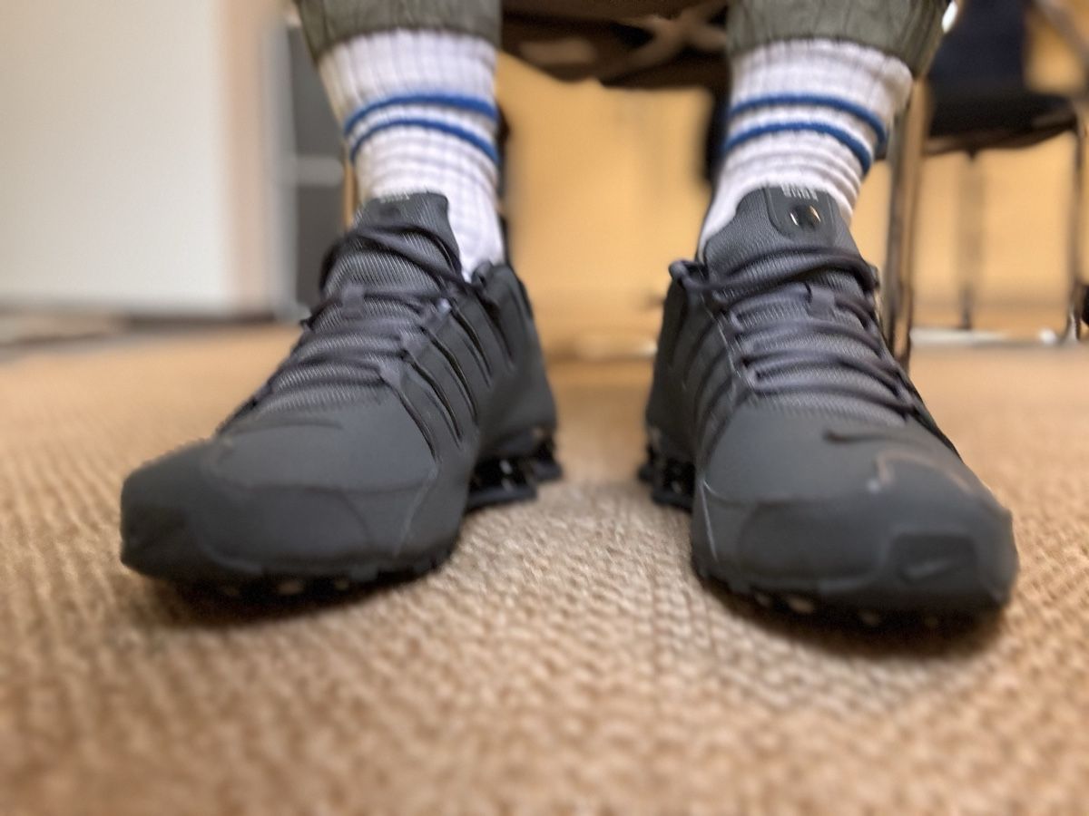 Nike Scarpe da uomo: Nike Shox grises, 45, neuves – Nuovo e nell'imballaggio originale da Le Mont-sur-Lausanne venduto da rhinoco2000 4