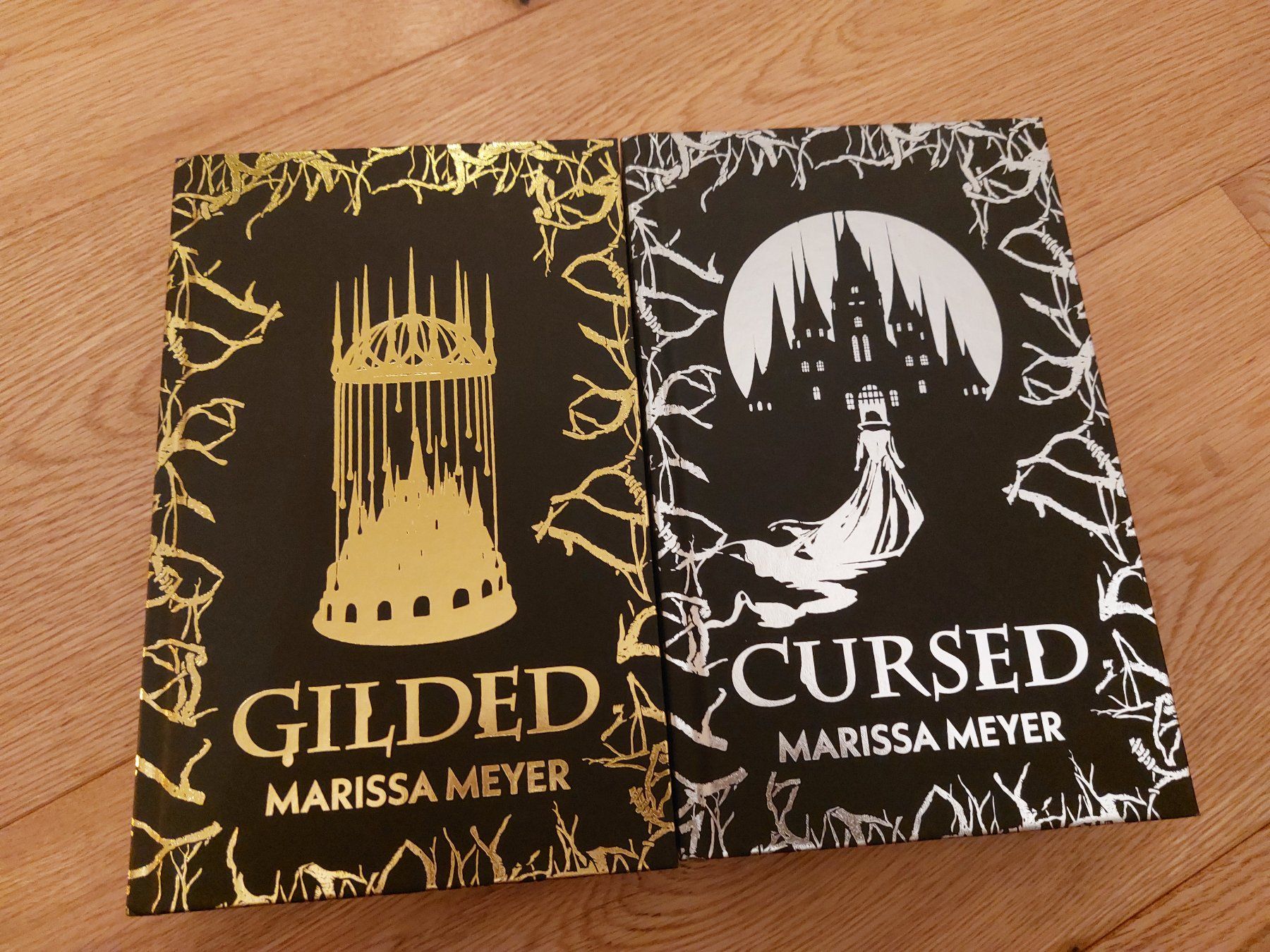 Libri: FAIRYLOOT signiert Gilded & Cursed Marissa Meyer – Nuovo (secondo la descrizione) da Dürnten venduto da Bithya