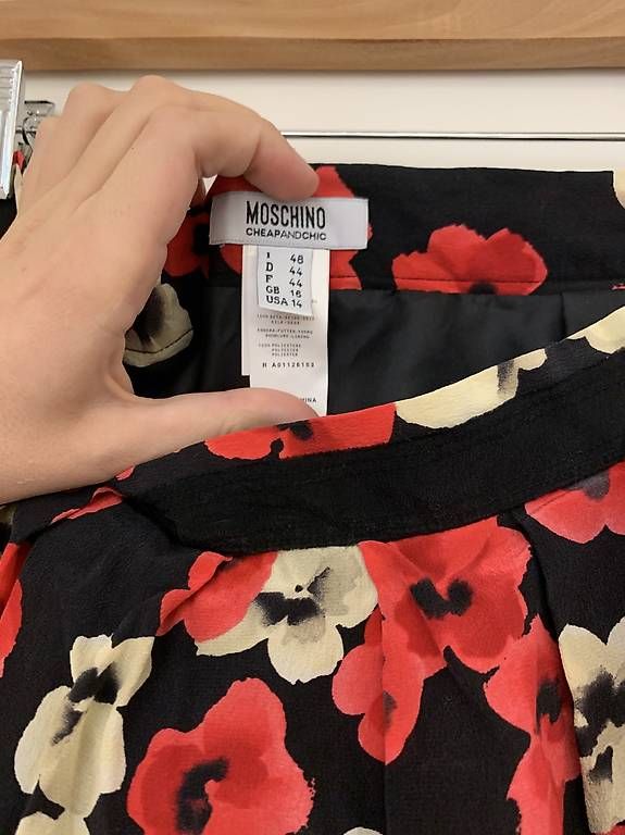 Gonne: Jupe Moschino 42-44 – Usato da Biel/Bienne venduto da Nina-Beuret 1