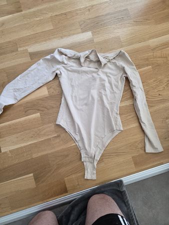 Body beige Langarm Groesse M 