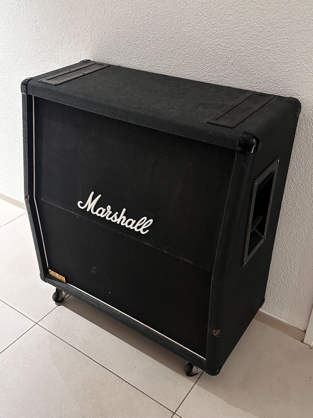 Marshall Casse acustiche: Marshall JCM900 1960A Lead Cabinet/Box – Usato da Inwil venduto da TorqueCowboys 1