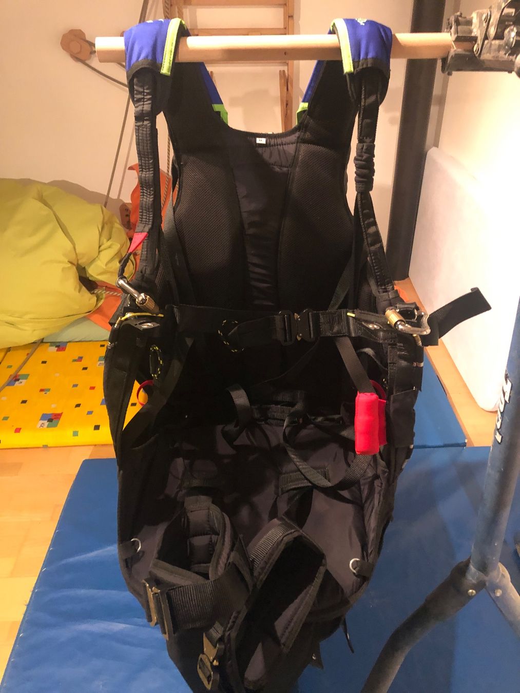 Sport dell'aria & Aquiloni: AVA Sport Acrobase G2 - Gurtzeug – Usato da Thun venduto da Flake1010 2
