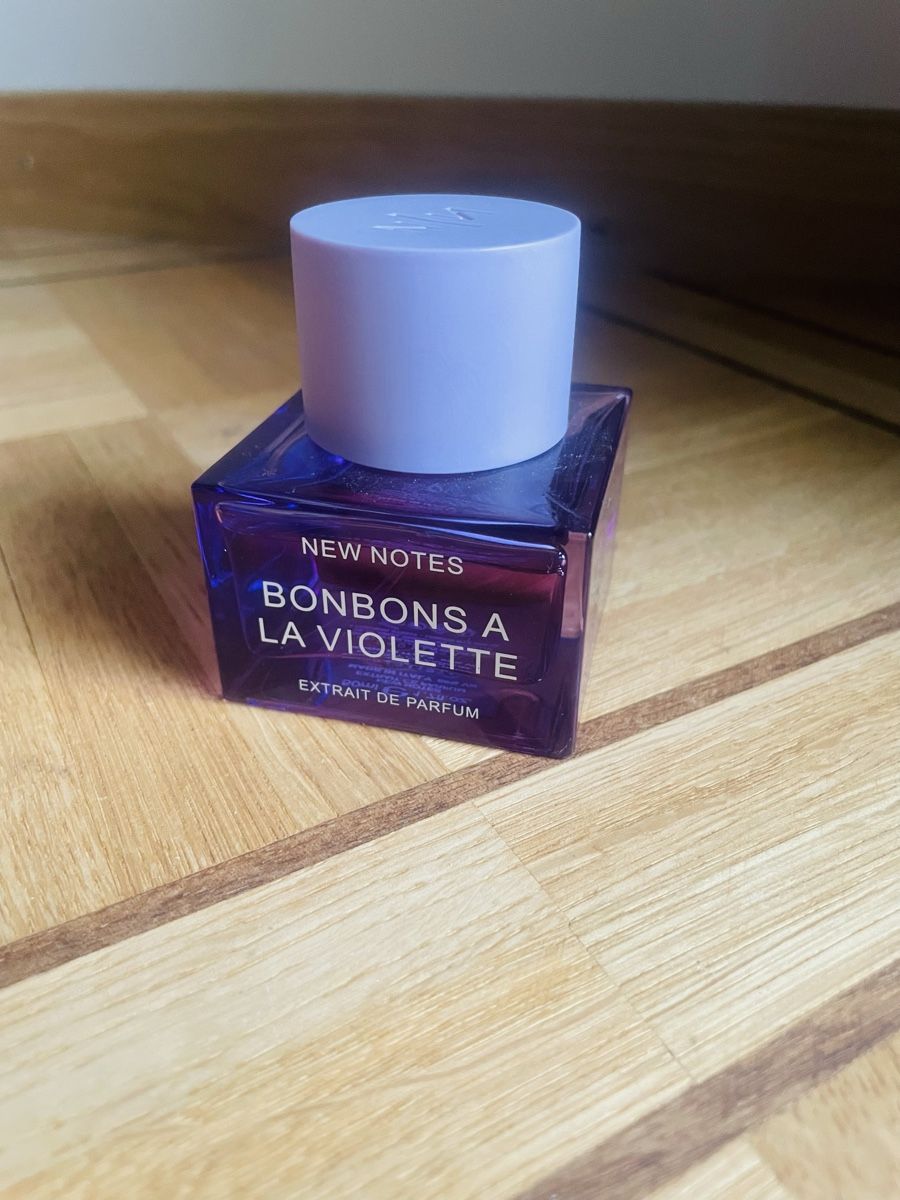 Profumi & Eau de Toilette: Bonbons a la Violette - New Notes (50ml) – Nuovo (secondo la descrizione) da Arch venduto da momo0809 1