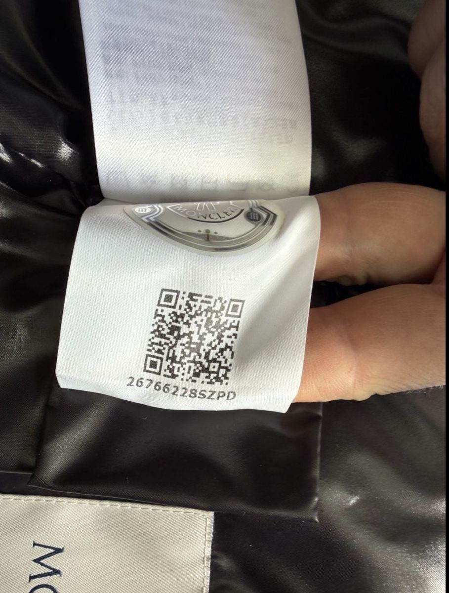 Moncler Vestes & Manteaux: Moncler leichte Jacke – Neuf (Voir description) à Ebikon par nat_jzh5 2
