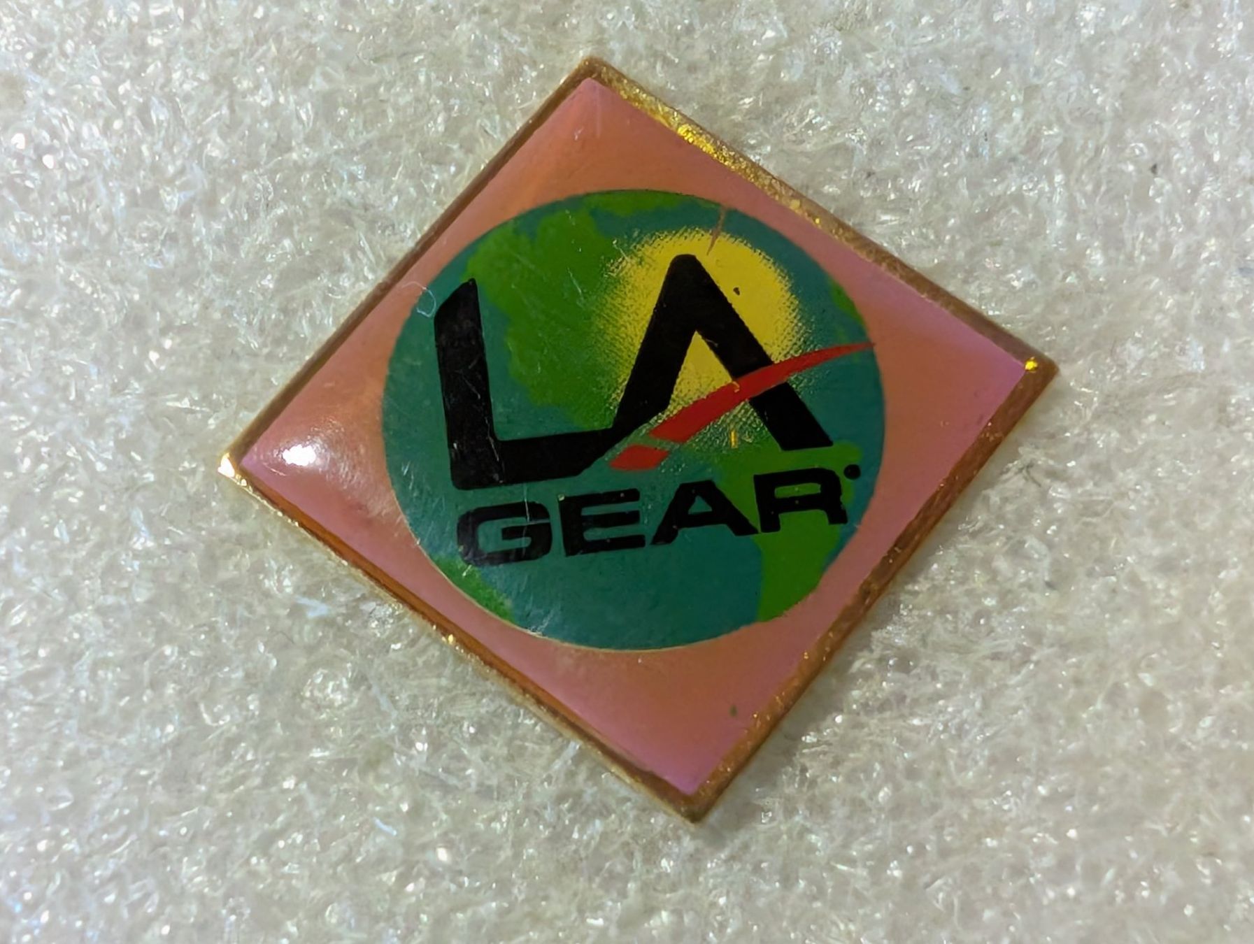 Placchette & Badge: Ansteckpin 172: LA Gear – Usato da Oppligen venduto da Pin-Fall-Shop