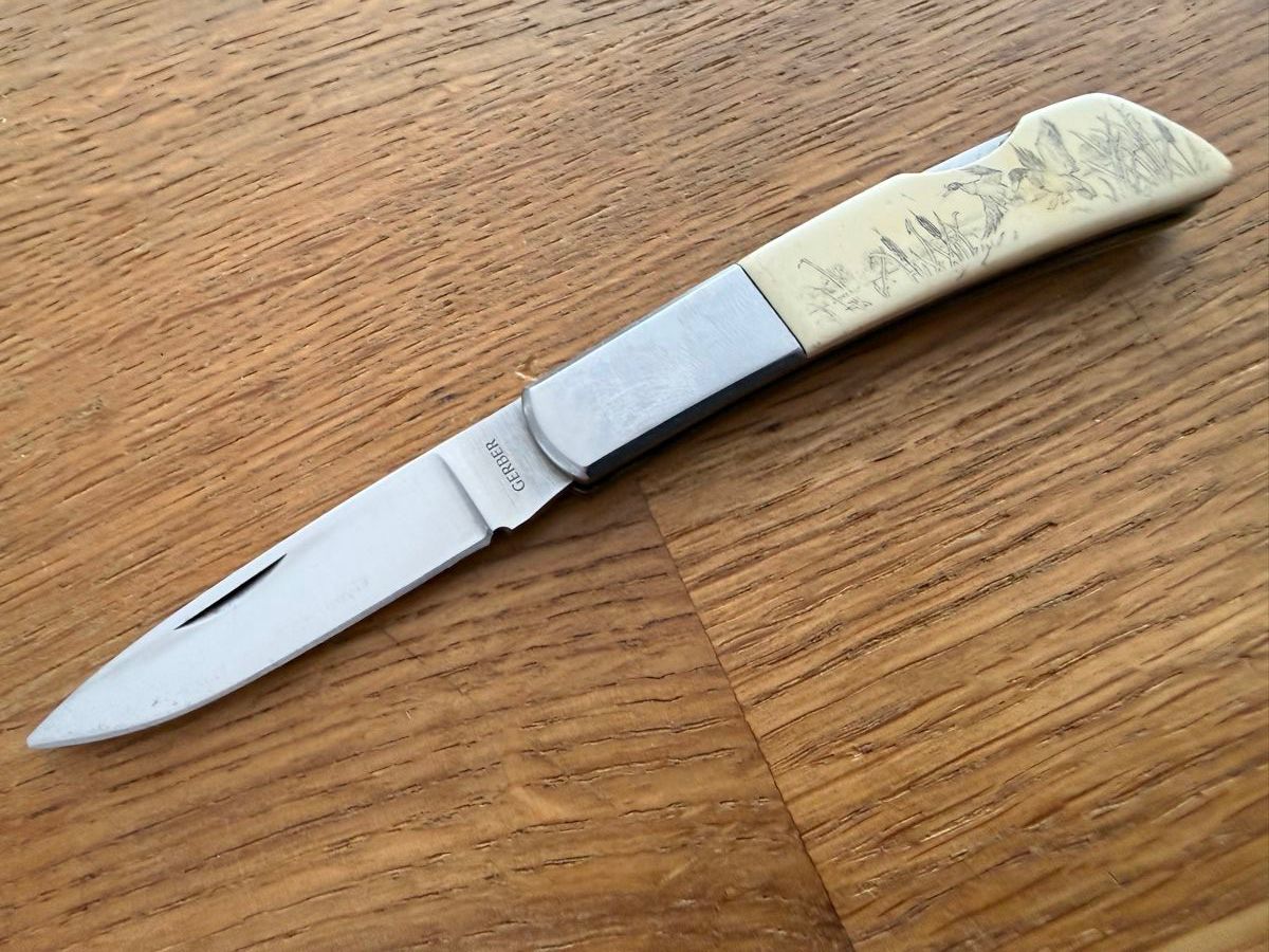 Gerber Coltelli tascabile: Gerber Silver Knight Taschenmesser Skrimshaw – Usato da Goldach venduto da Donpancho 3