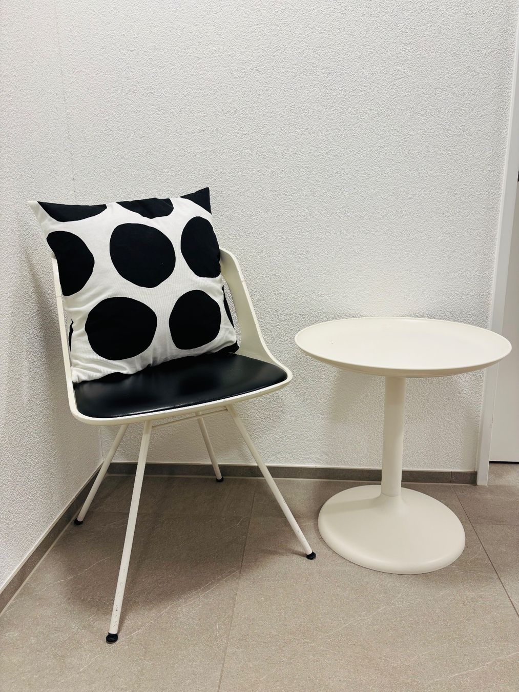 Chaises: Space age chair black&white vintage – D'occasion à Steinhausen par ChromeVintage 9
