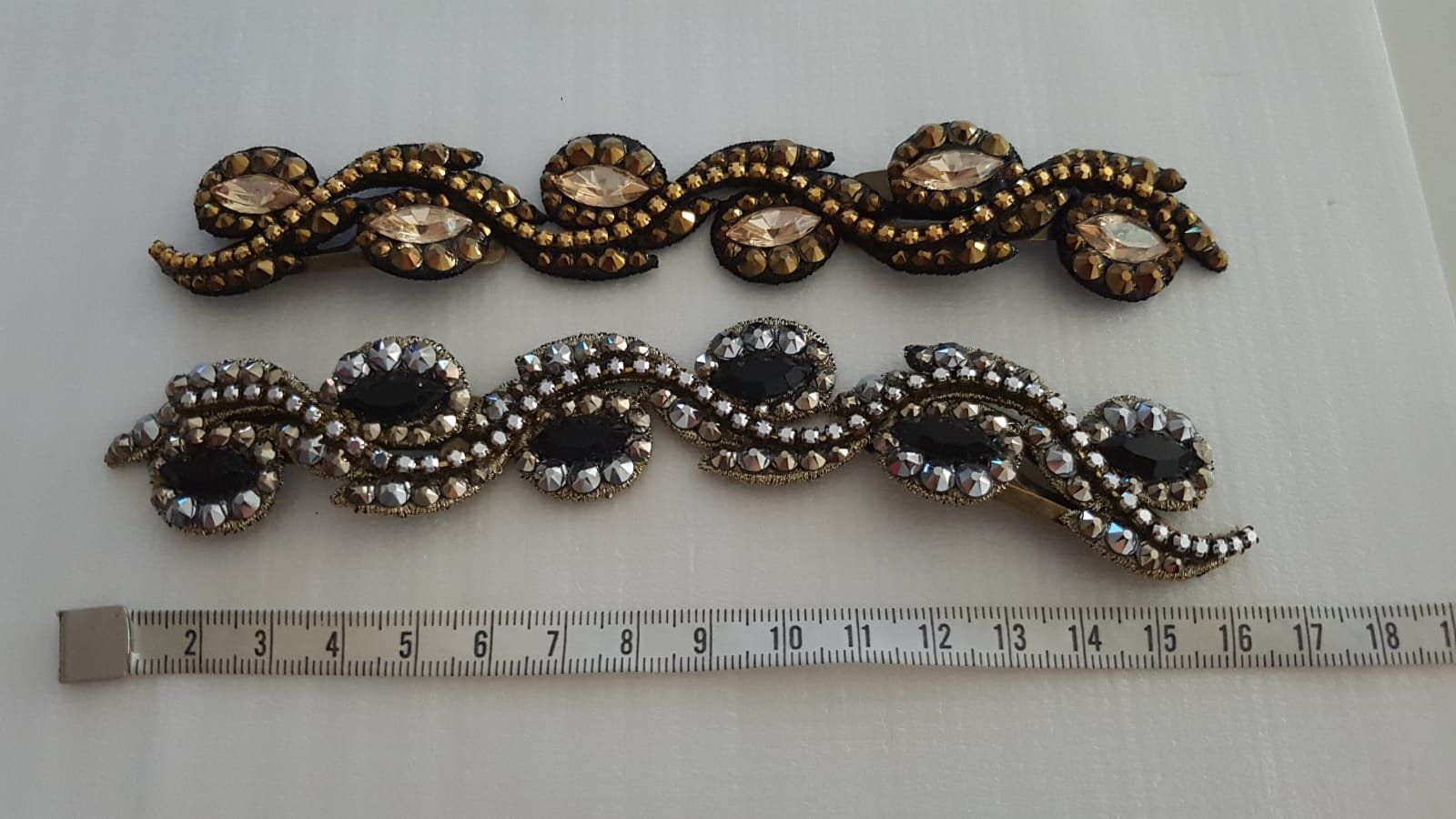 Accessori per capelli: Haarspange mit Swarovski Steinen 17cm. – Nuovo (secondo la descrizione) da Zürich venduto da 280_yc86 4