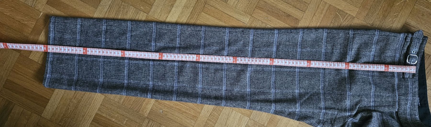 Pantaloni: pantalon JOSEPH taille S – Usato da St-Légier-Chiésaz venduto da myrtille74 6