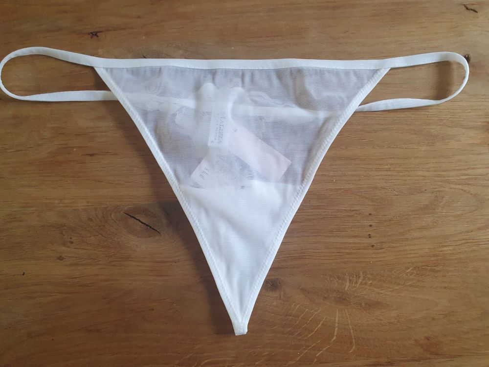 La Perla String L (Neu und originalverpackt) in Grandval für CHF 9.95 ...