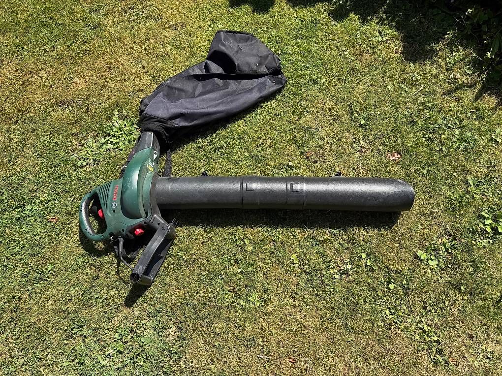 Bosch Soffiatori & Aspiratori per foglie: Laubsauger – Usato da Zürich venduto da chr_dk5n 3