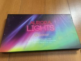 BH Cosmetics Aurora Lights Rare Baked Eyeshadow palette✨🌈