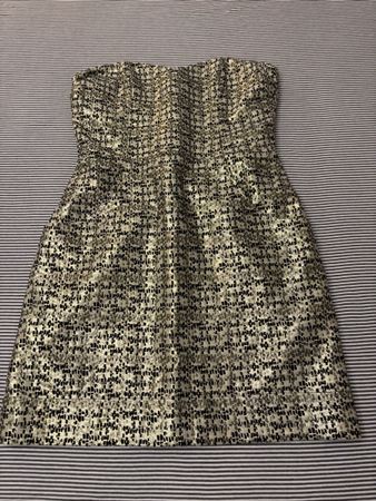 Schickes, ärmelloses Kleid - perfekt für den Sommer!