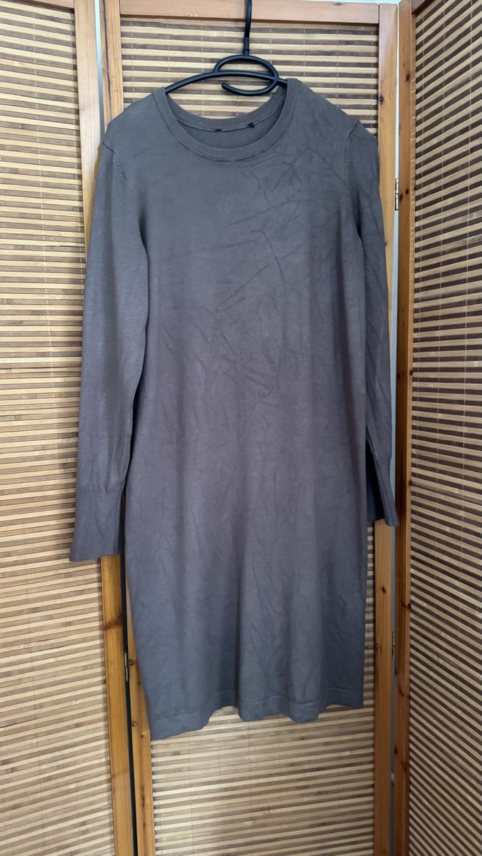 C&A Vestiti: Leichtes Strickkleid C&A, M, Taupe – Usato da Gümligen venduto da morticiaaddams