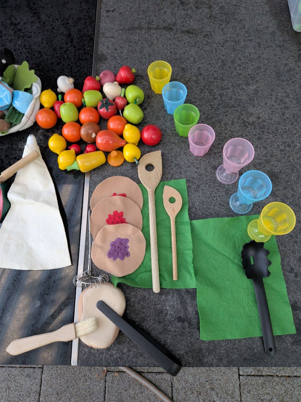 Giochi: Spiel Küche Zubehör – Usato da Veltheim AG venduto da Andreavonder 2