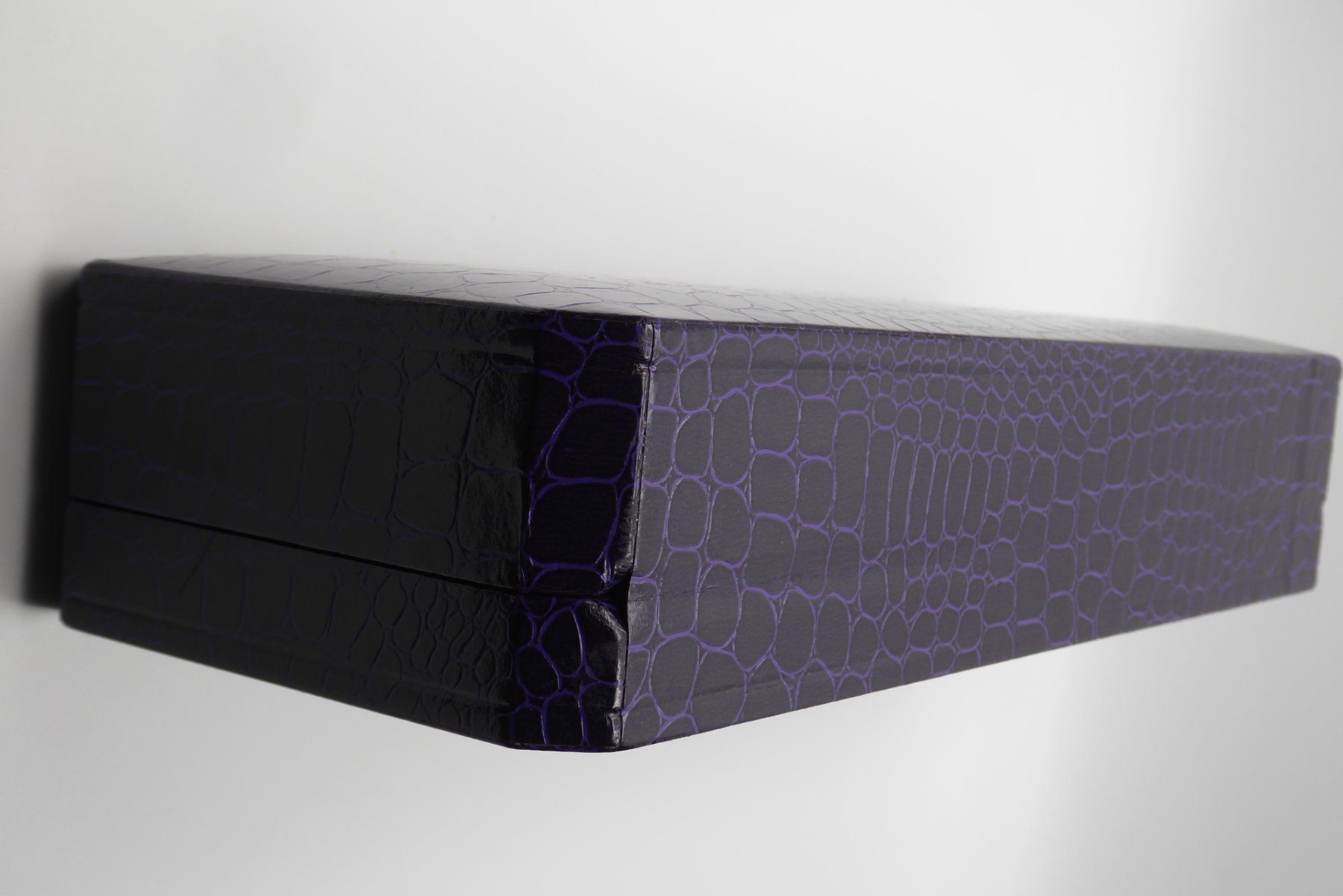 Portagioie: Hors box for jewelry – Usato da Geneve venduto da adr_xk6n 1