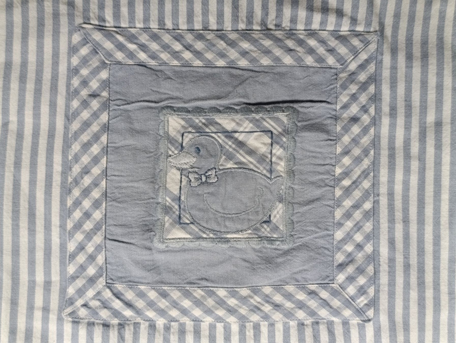 Coussins: Housse de coussin  "canard" 36 x 37 cm – D'occasion à Thielle par Plusvalue_Neuchatel 2