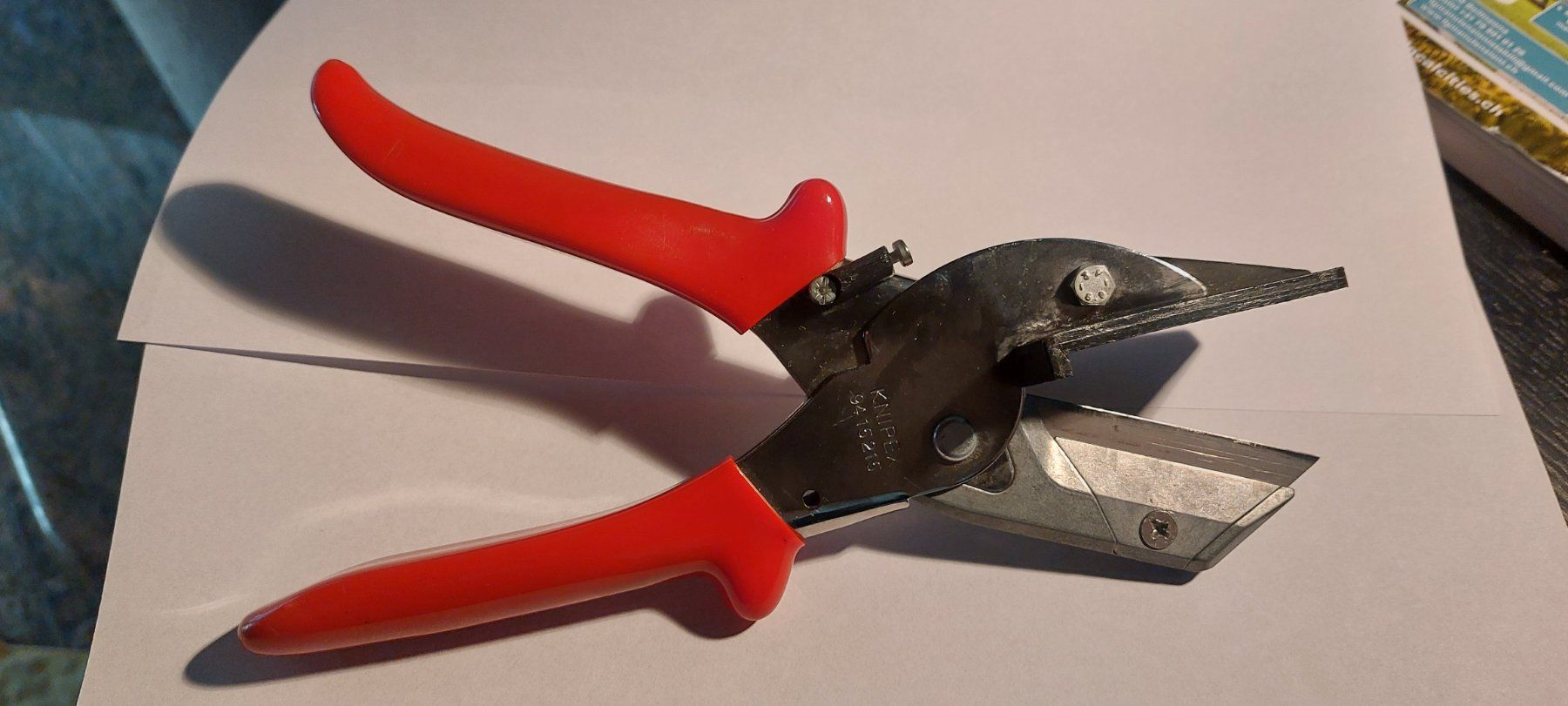 Knipex Tutti gli attrezzi: Kabelschneider, Flachbandkabel "KNIPEX" – Usato da Quartino venduto da matepetra