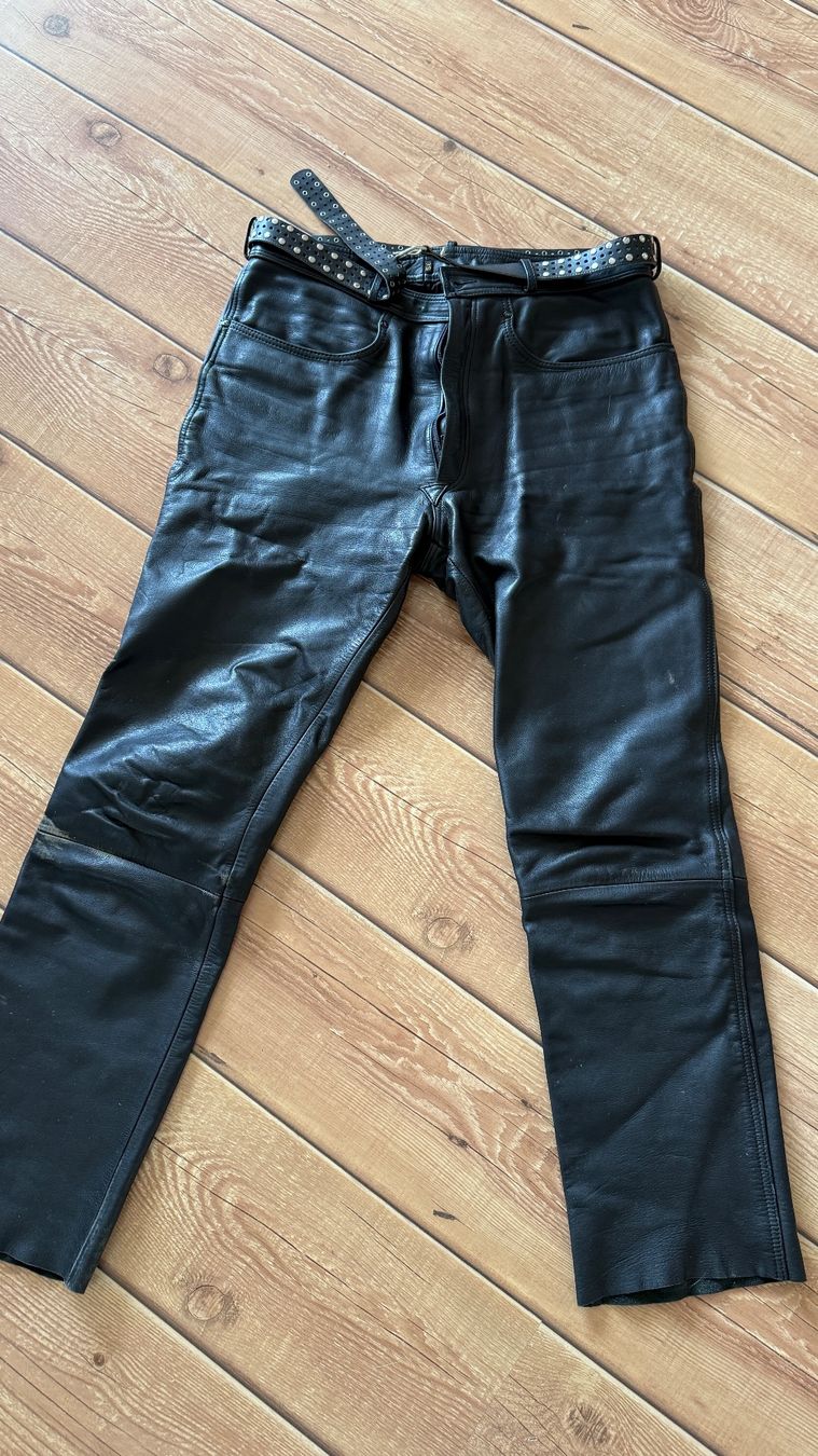 IXS Pantaloni: Motorrad / Leder Hosen IXS  Gr 58 – Usato da Münsingen venduto da kanasawa
