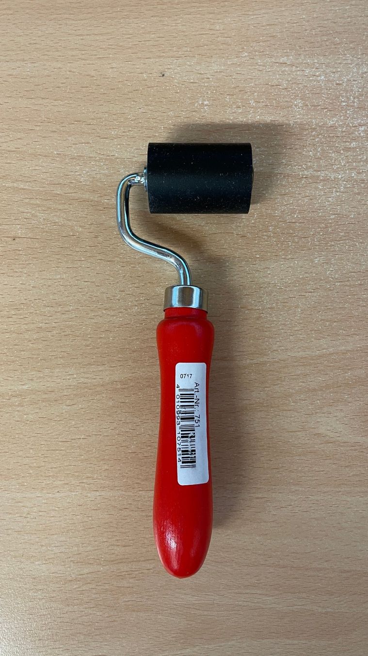 Tutti gli attrezzi: Andruckwalze Farbroller Handroller Folienroller Pajarito – Usato da Glattfelden venduto da cybermaxx 1