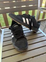Neuwertige Adidas Grösse 45