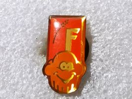 Ansteckpin 46: F