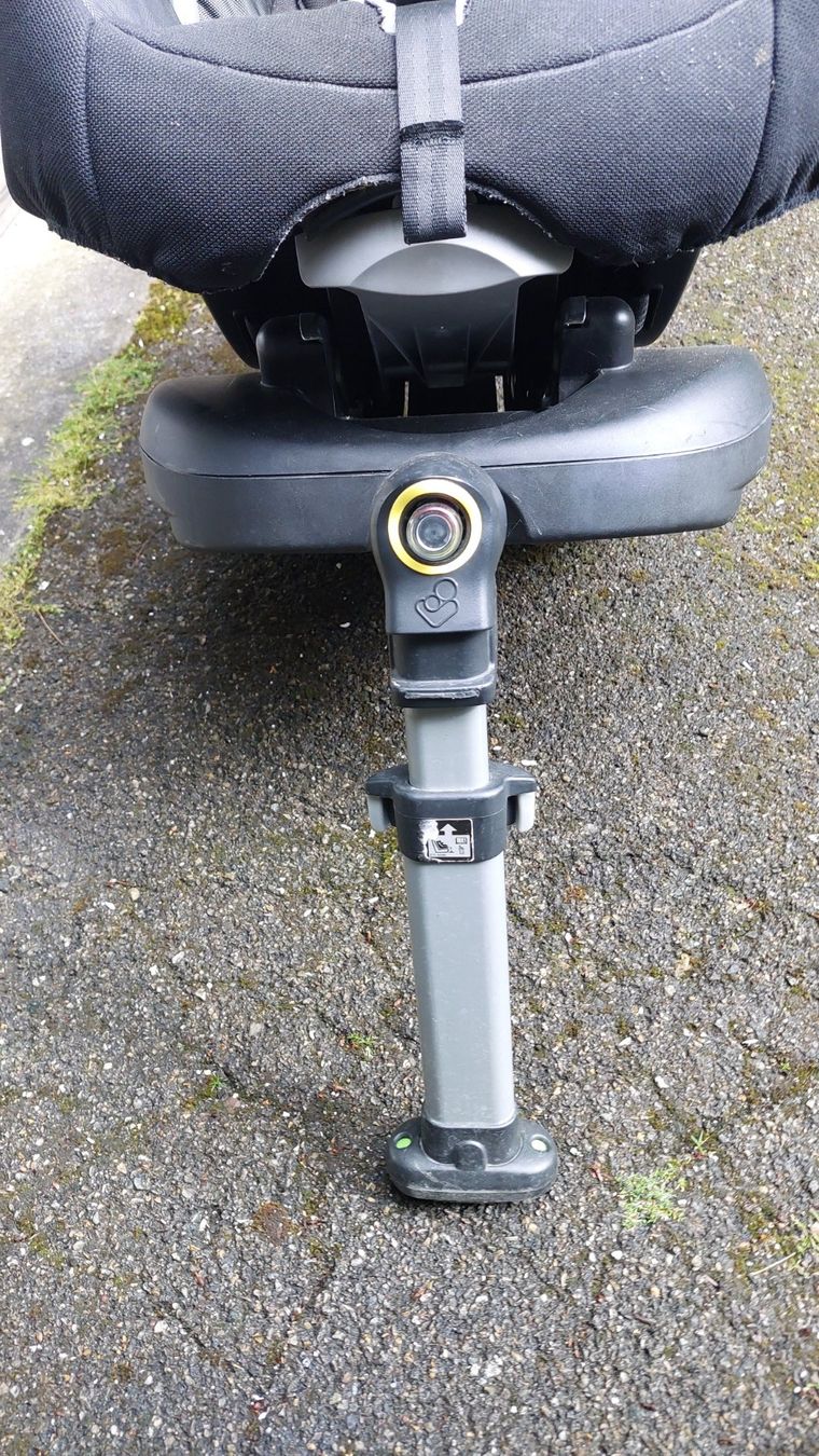 Seggiolini per auto: Maxi Cosi Priori Mit Easy Fix Base 9 - 18kg – Usato da Aadorf venduto da kap10kurt 3