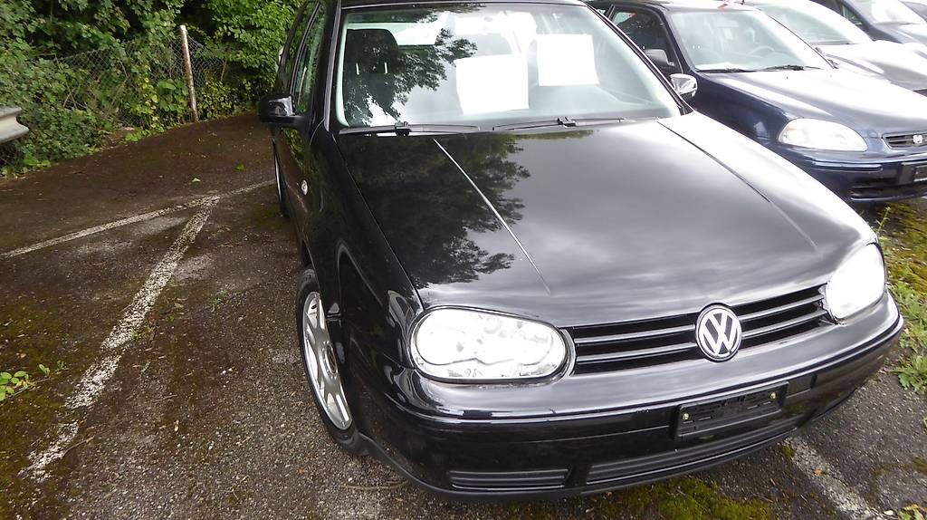 Automobili: VW Golf 1.6 70cv – Usato da Geneve venduto da pau_ybt5