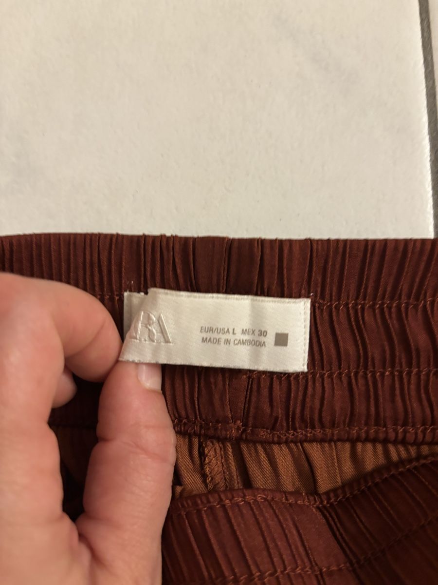 Zara Pantaloni: Zara Hose – Nuovo (secondo la descrizione) da Kirchberg BE venduto da LiiLaaLuu_98 1
