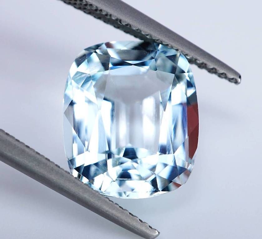 Pietre preziose: Blue Aigue-marine - 5.12ct – Usato da La Neuveville venduto da Esteban_BDM