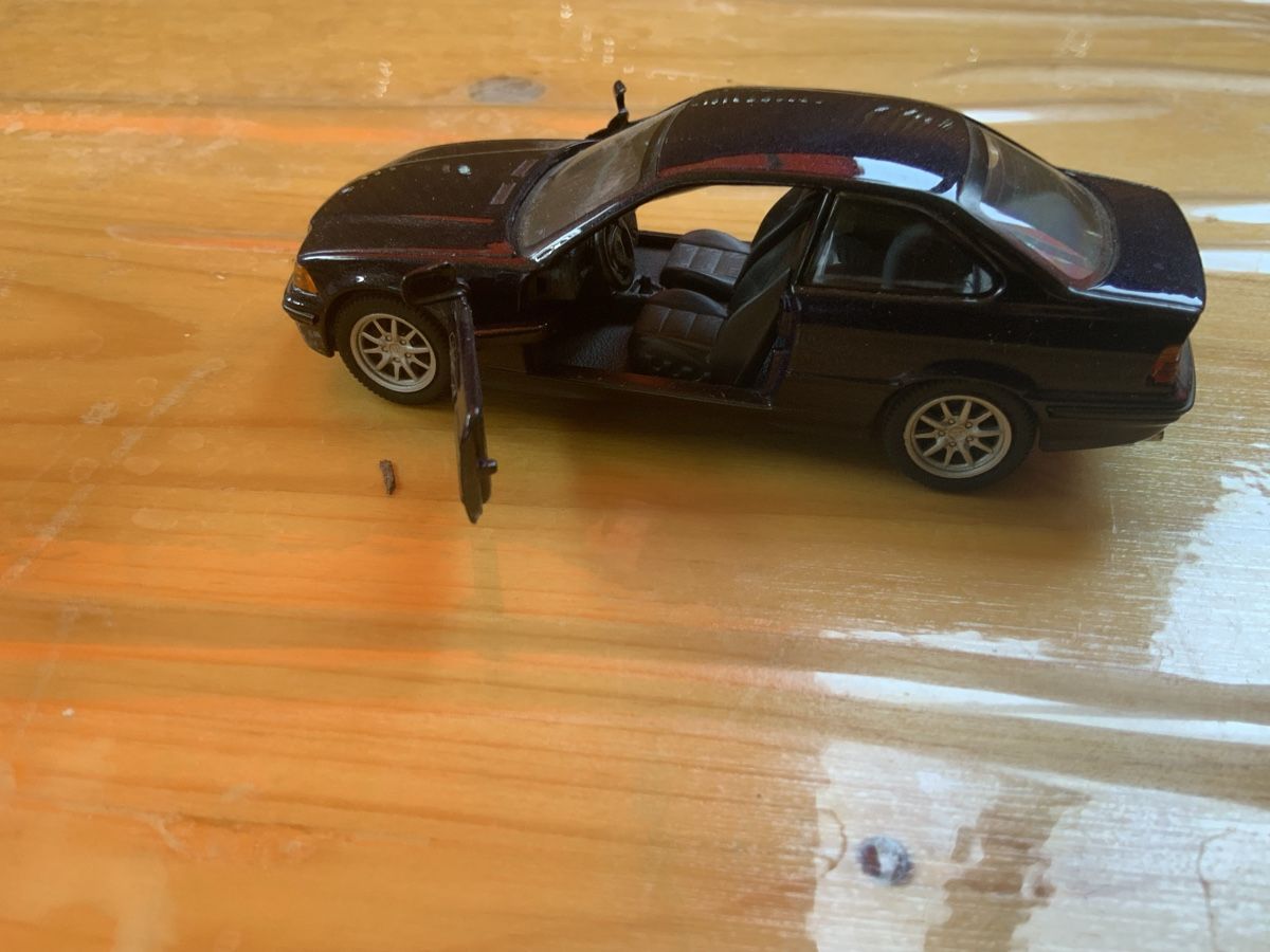 BMW Modellautos: BMW 325i E36 1/43 Schuco – Gebraucht aus Lausanne von Shei2014 4