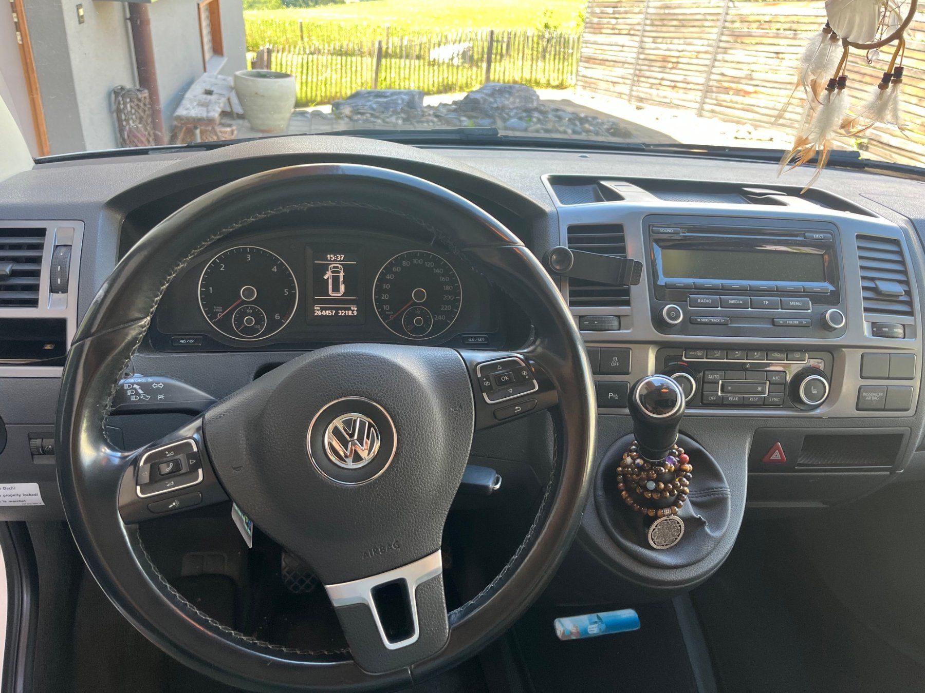 VW Camping Fahrzeuge: VW T5 California Beach 4 Motion – Gebraucht aus Obersaxen von Askas 5