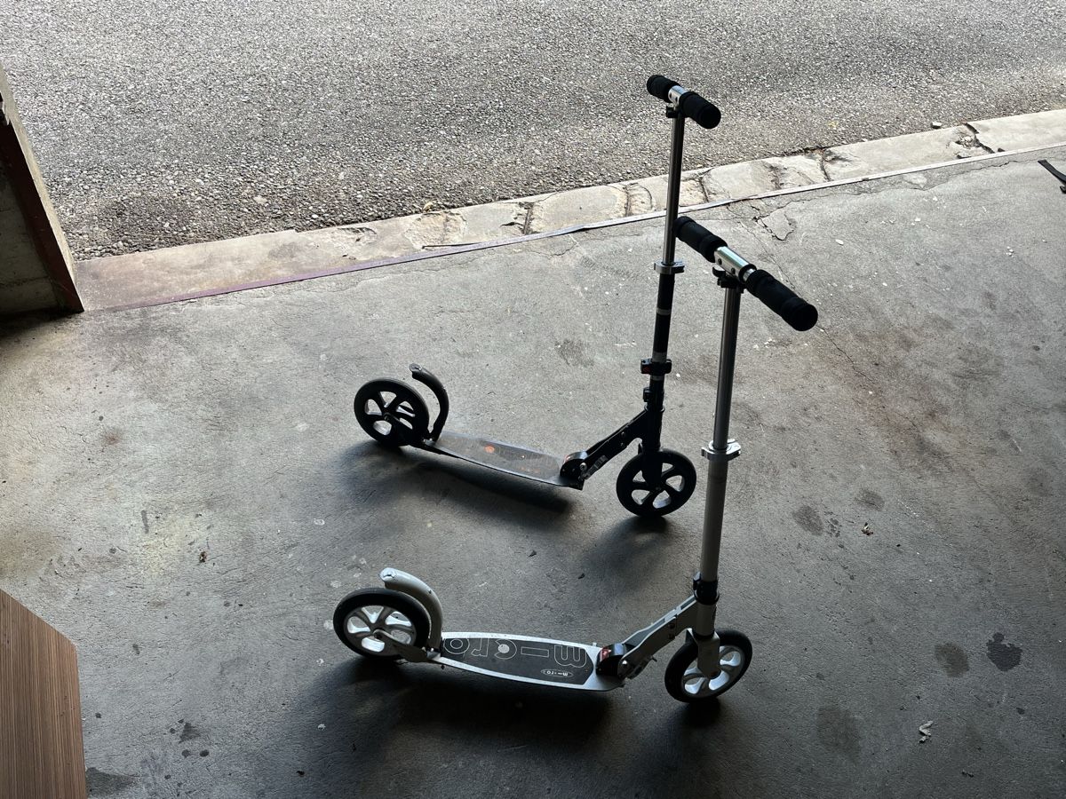 Micro Veicoli per bambini: 2x trottinette micro grandes roues – Usato da Bourguillon venduto da Ramdam92 1