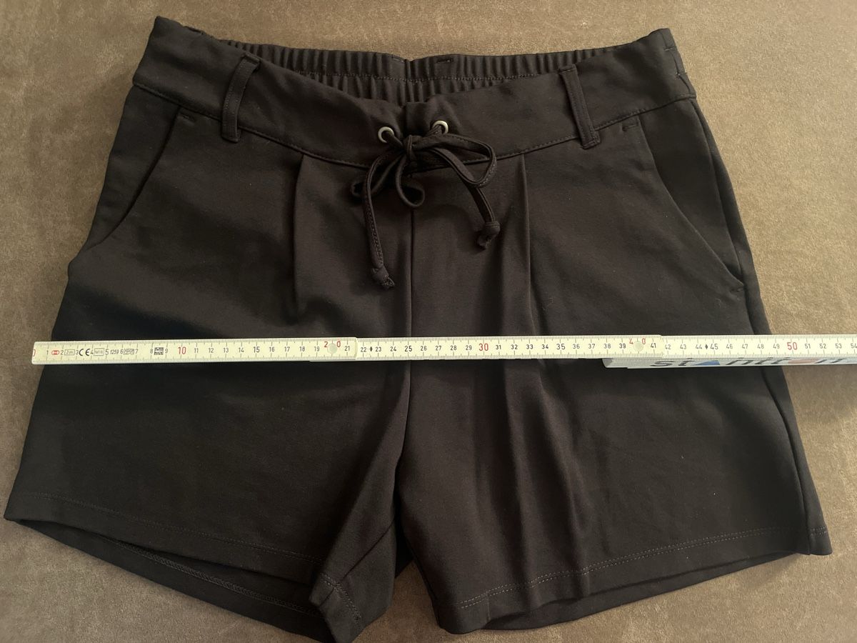 Hosen: Pigalle Shorts, Schwarz, Gr. 38 – Gebraucht aus Kaisten von saleforfun 3